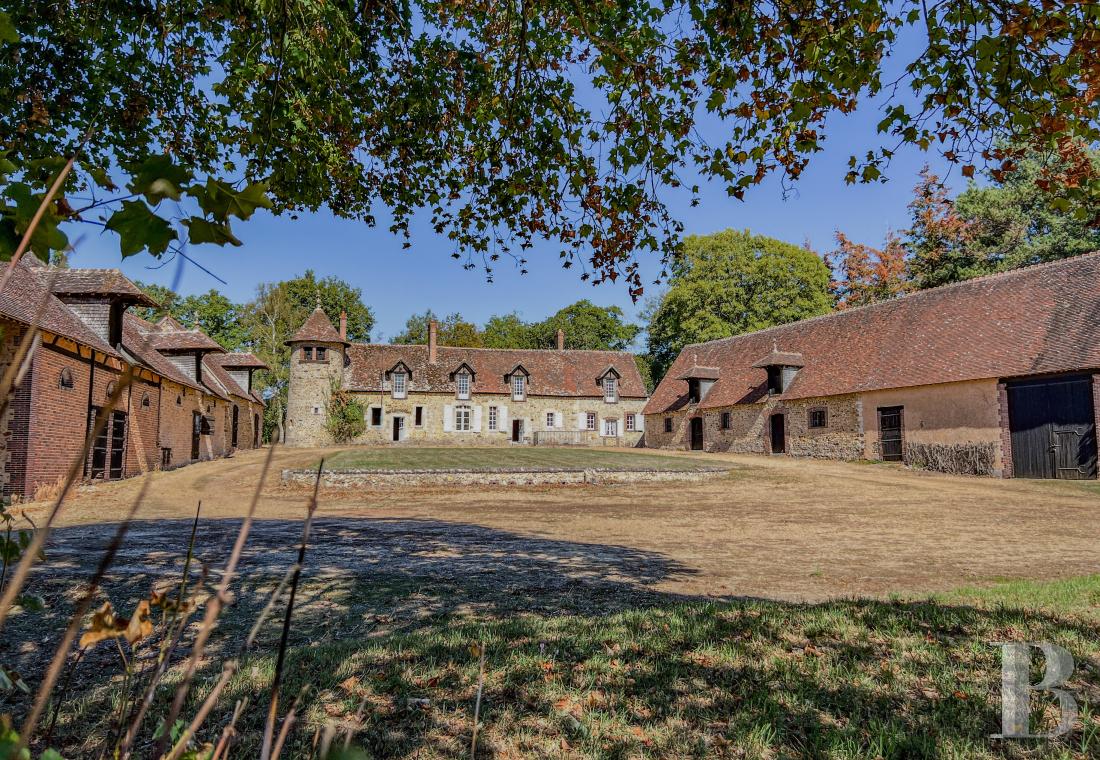 demeures et maisons a vendre france centre val de loire   - 2