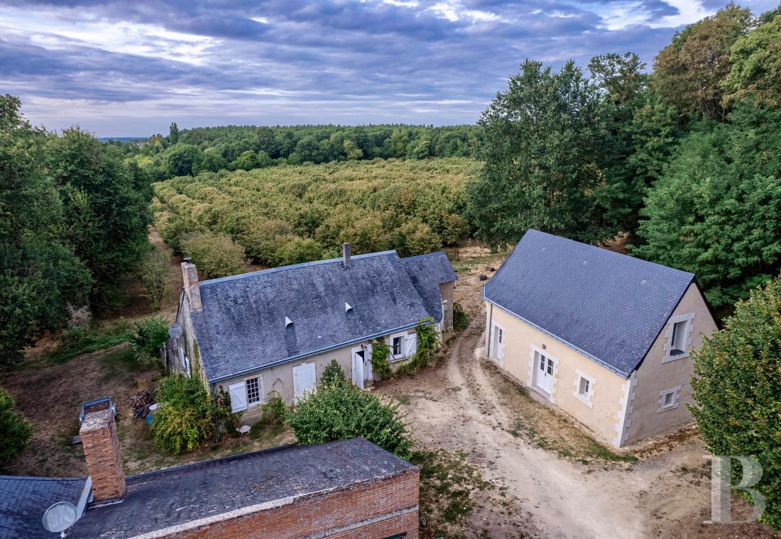 residences and character houses france pays de loire   - 13