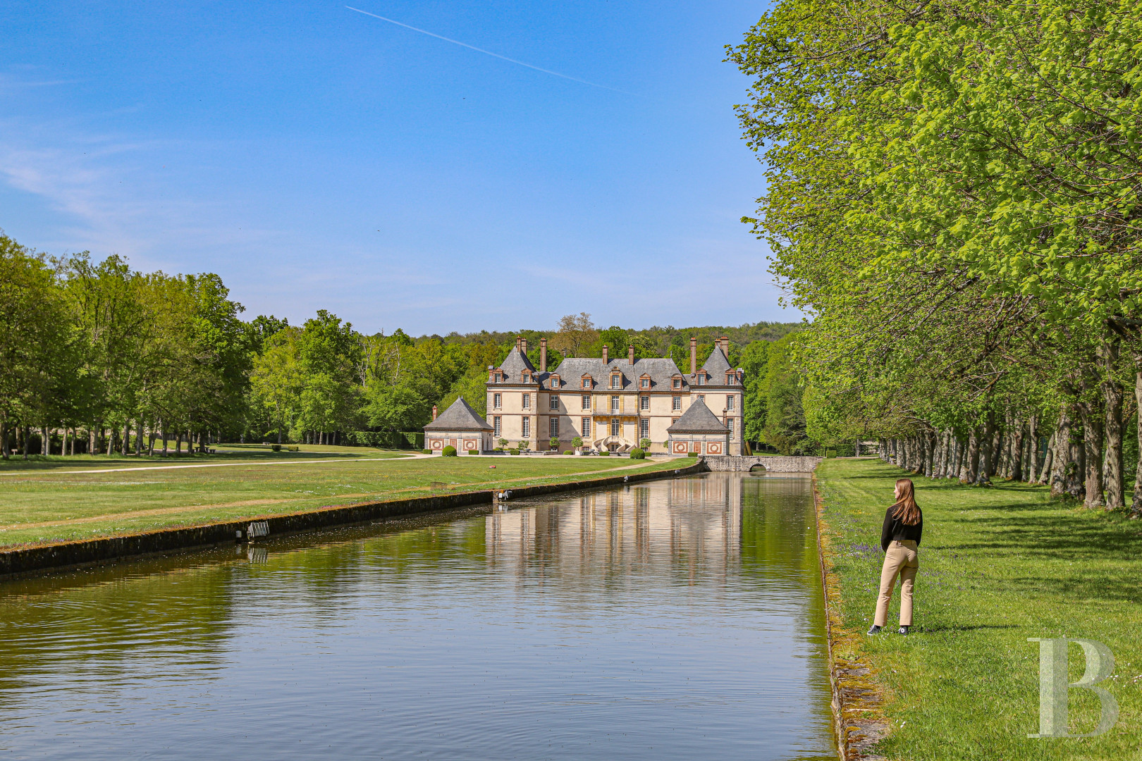 En Seine-et-Marne, entre Fontainebleau et Nemours, un château de famille du 17e siècle - photo  n°5