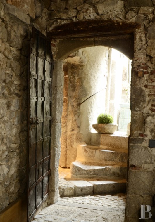A medieval house that takes you back in time in the centre of Aurillac, the capital of Haute-Auvergne - photo  n°8
