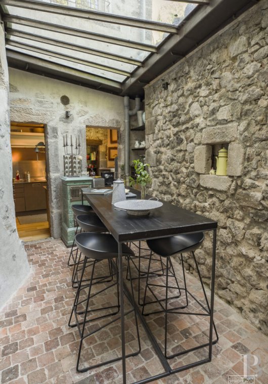 A medieval house that takes you back in time in the centre of Aurillac, the capital of Haute-Auvergne - photo  n°4