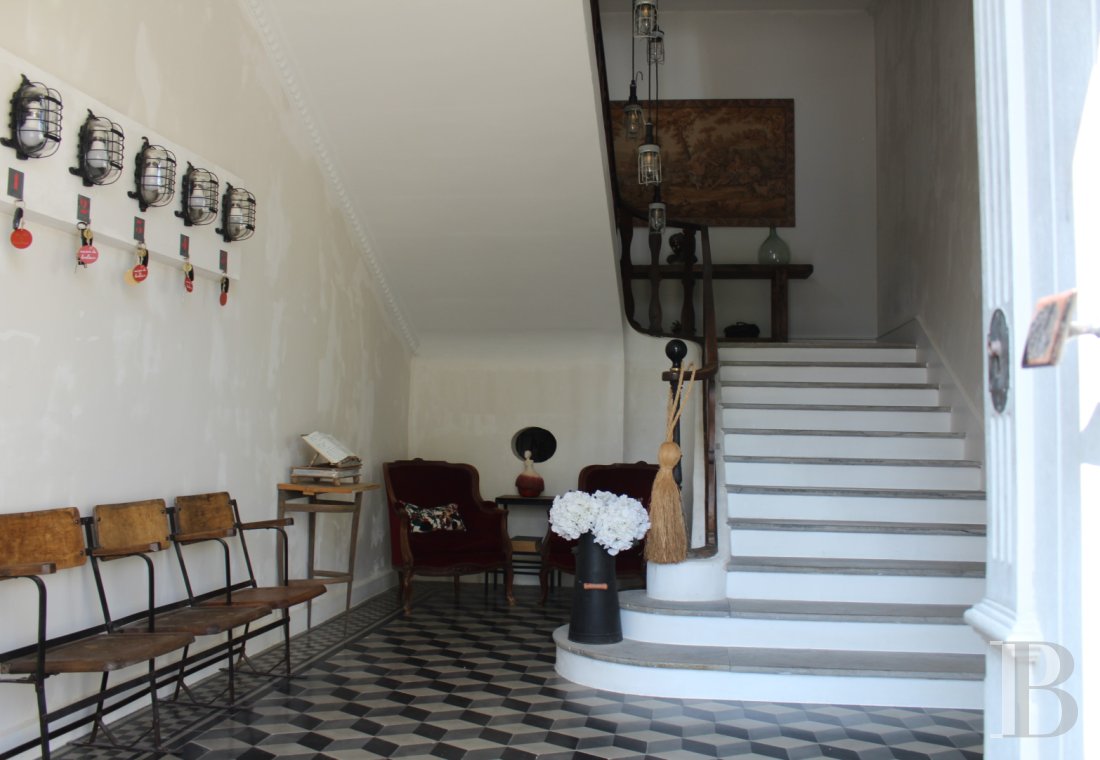 A large house living up to its name in the Provencal Drôme region between Crest and Valence - photo  n°9