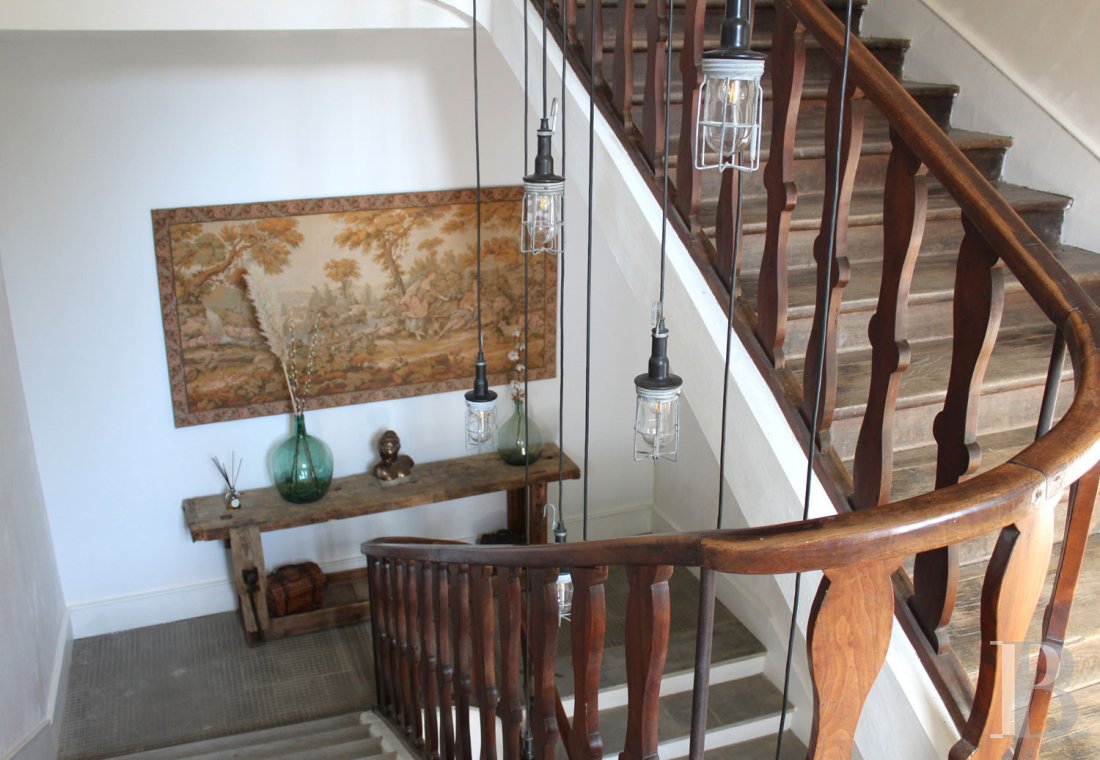 A large house living up to its name in the Provencal Drôme region between Crest and Valence - photo  n°18