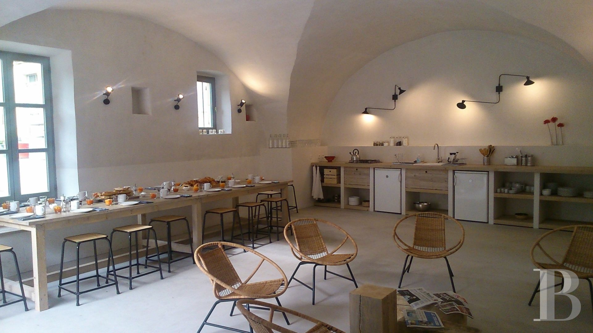 A large house living up to its name in the Provencal Drôme region between Crest and Valence - photo  n°6