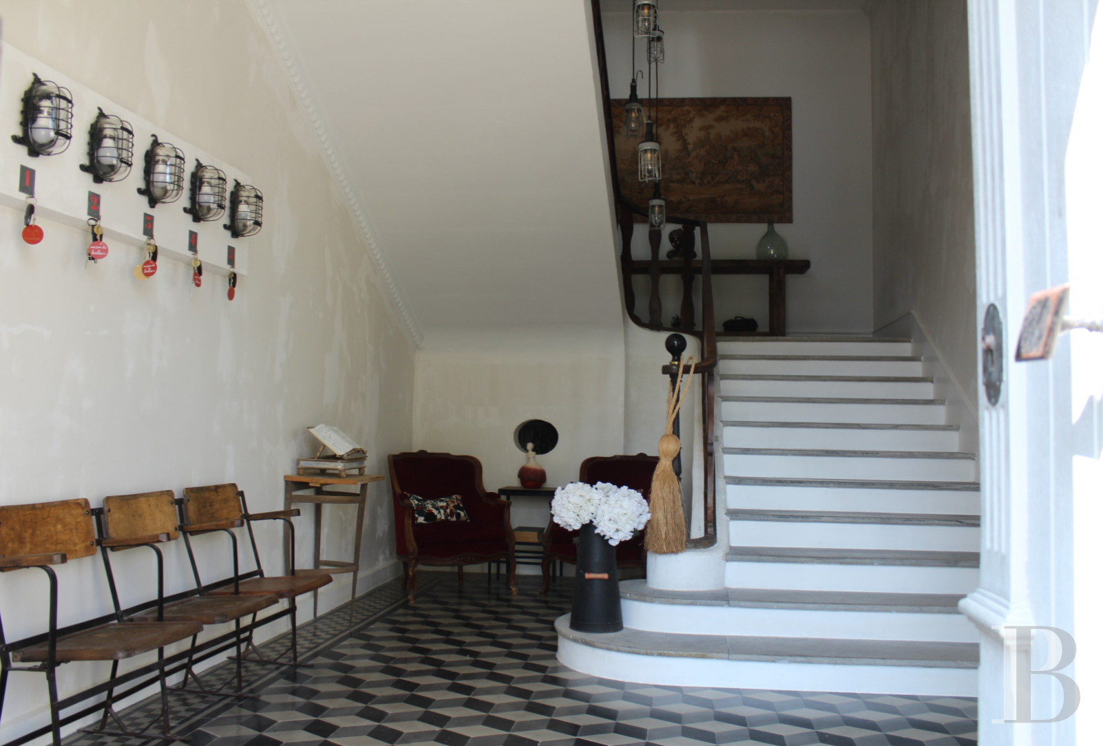 A large house living up to its name in the Provencal Drôme region between Crest and Valence - photo  n°12