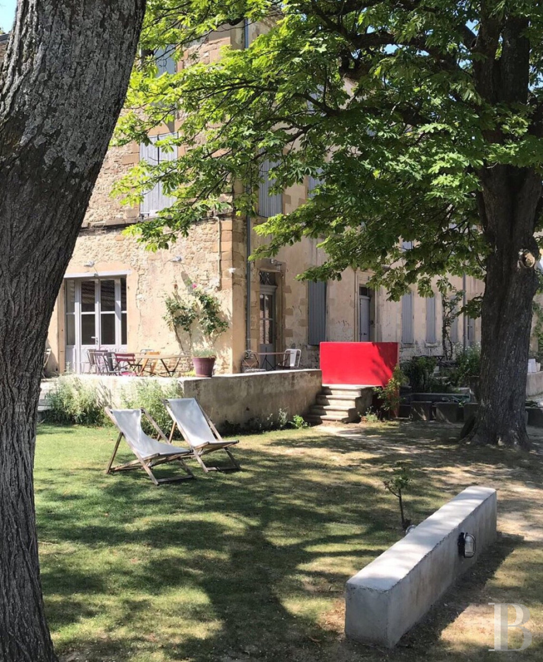 A large house living up to its name in the Provencal Drôme region between Crest and Valence - photo  n°2