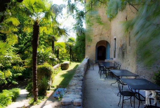 A small village chateau  with a remarkable garden  in Ardèche - photo  n°3