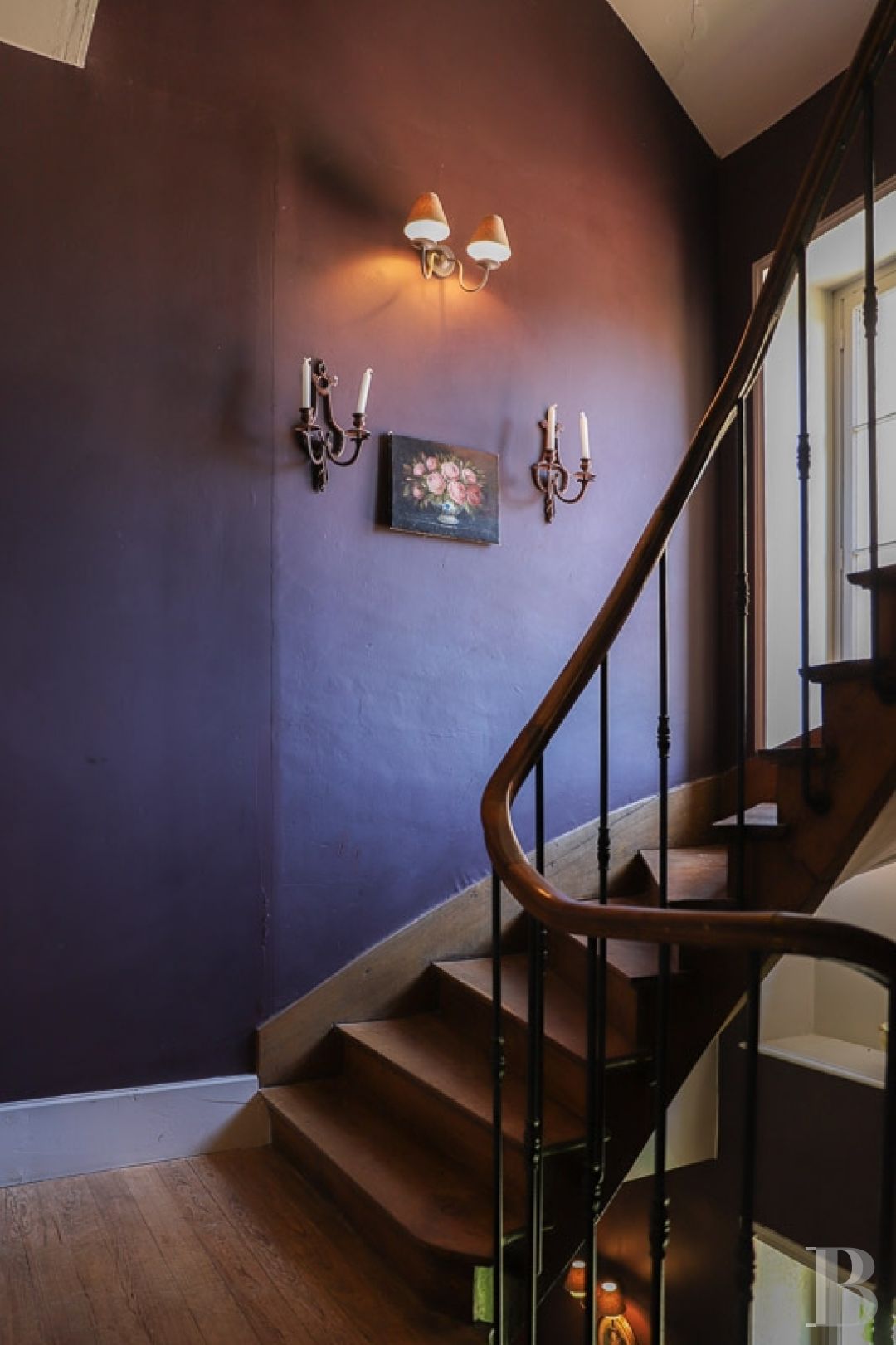 An aerial chateau embodying the spirit of the 1900s in the Charolais-Brionnais region - photo  n°16