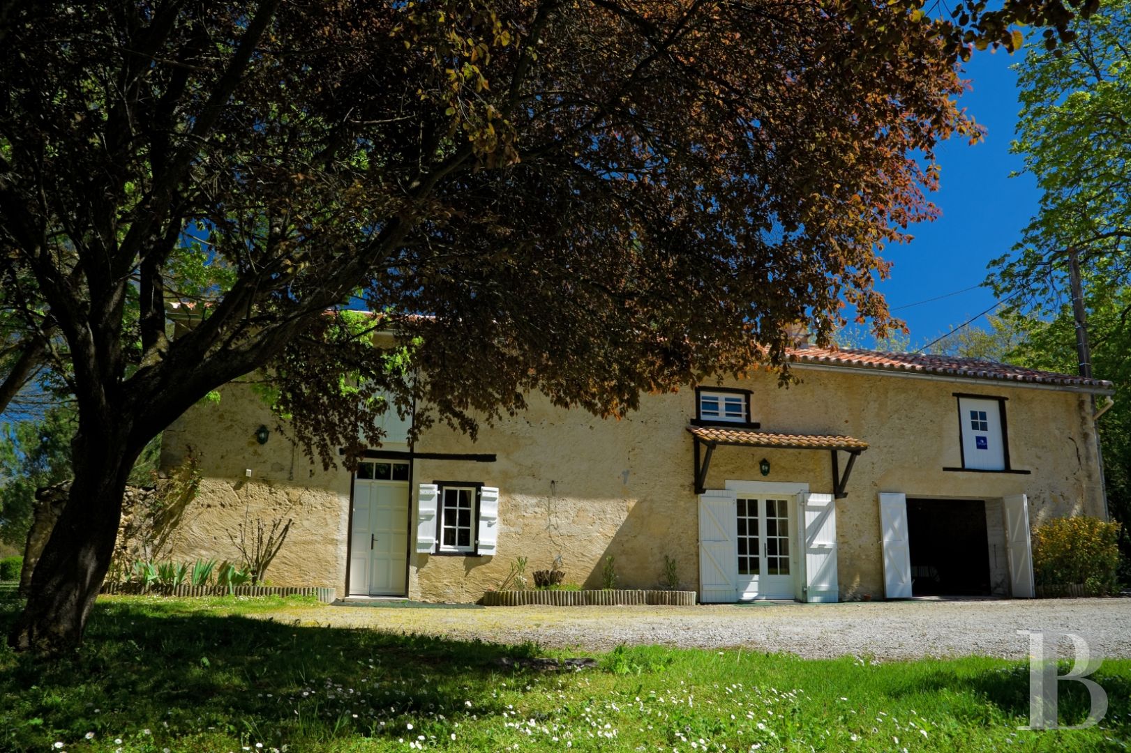Patrice Besse Location Saisonni re Languedoc Roussillon Situ Au patrice-besse-location-saisonni-re-languedoc-roussillon-situ-au