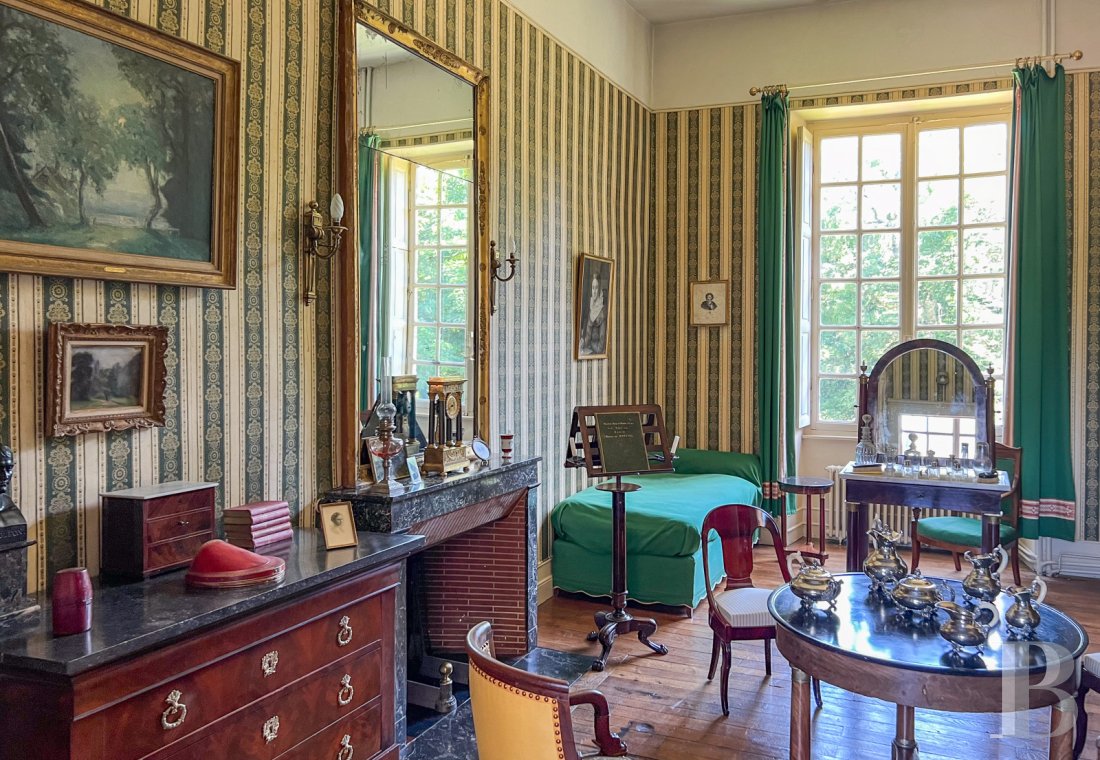 A family château which is emblematic of the former Bourbonnais province, north of Moulins in the Allier department - photo  n°31