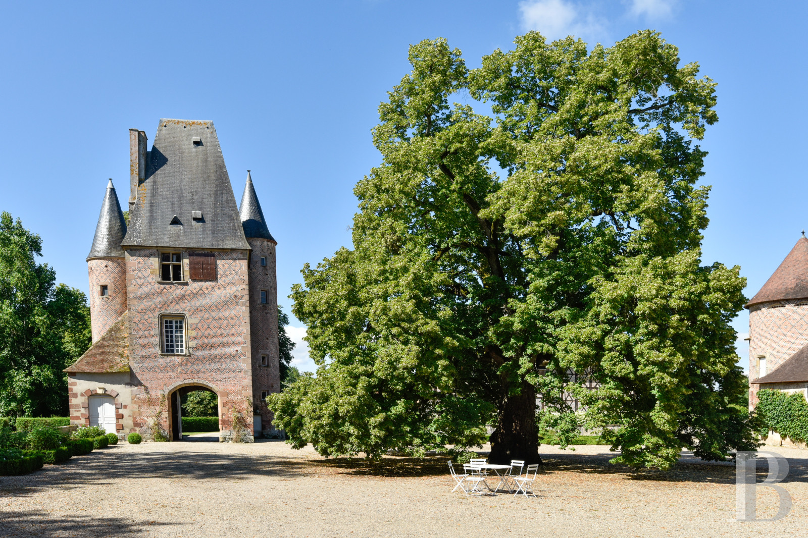 Dans l’Allier, au nord de Moulins, un château de famille emblématique de l’ancienne province du Bourbonnais - photo  n°32