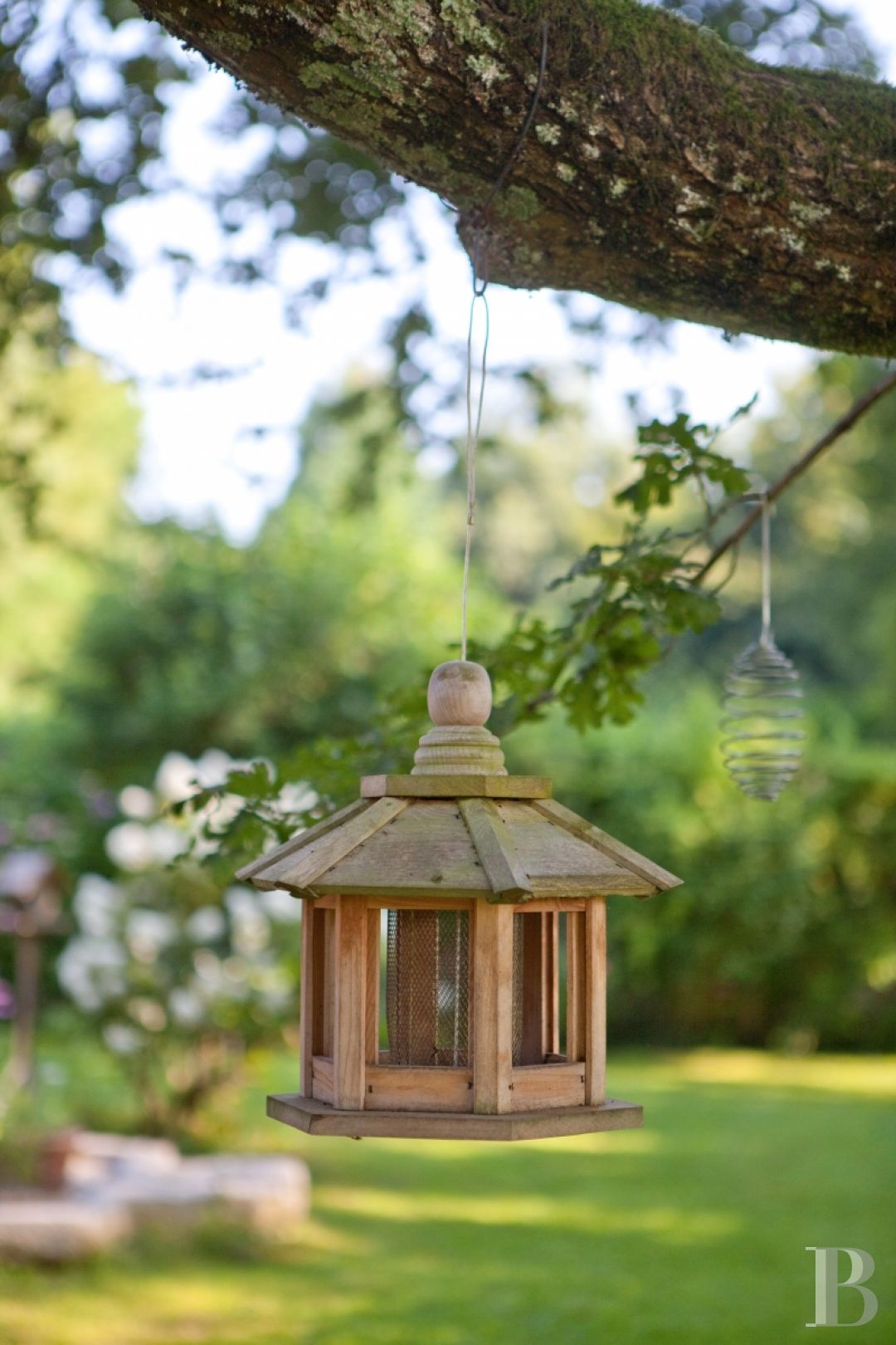 En Bourgogne du sud, à équidistance de Dijon, Genève et Lyon,  une ancienne ferme transformée en maison et table d’hôtes de grand charme - photo  n°6