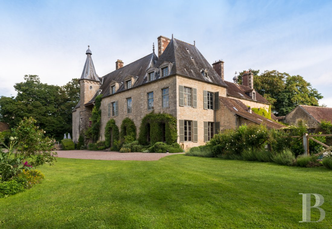 A Renaissance chateau in ten hectares of grounds on the outskirts of Alençon in the Sarthe - photo  n°28