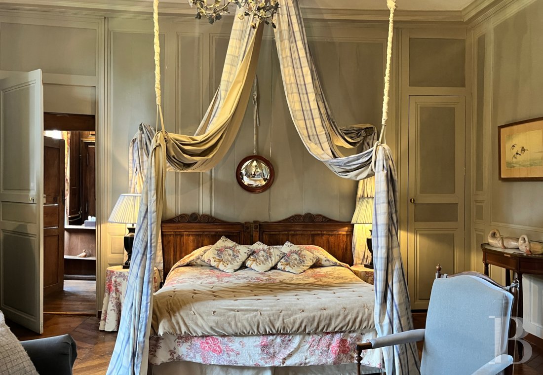 A Renaissance chateau in ten hectares of grounds on the outskirts of Alençon in the Sarthe - photo  n°15