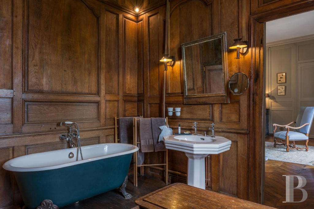 A Renaissance chateau in ten hectares of grounds on the outskirts of Alençon in the Sarthe - photo  n°17