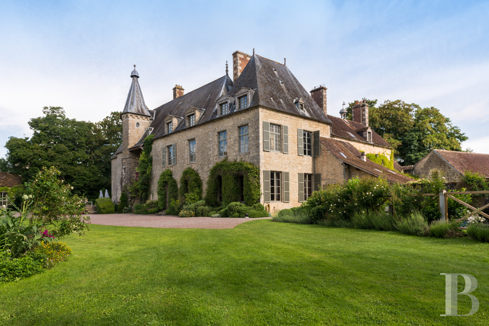 A Renaissance chateau in ten hectares of grounds on the outskirts of Alençon in the Sarthe - photo  n°28