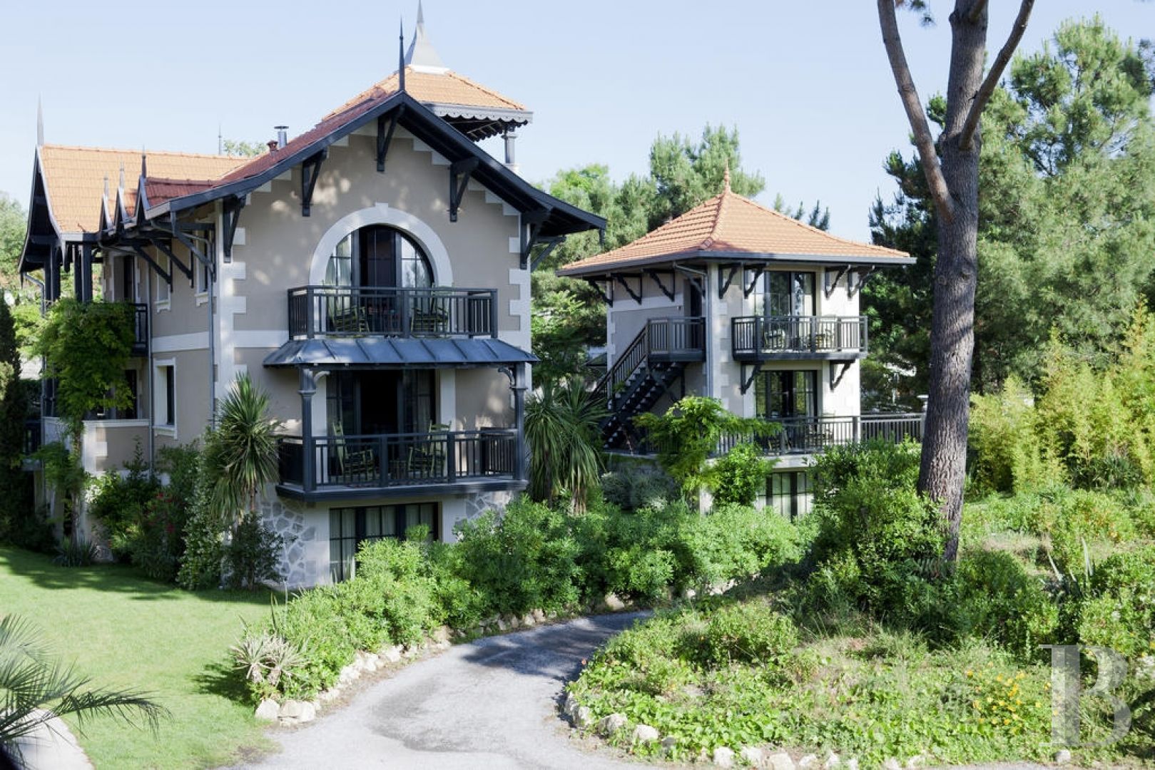 A former 19th century factory transformed into a hotel and restaurant on the heights of Arcachon - photo  n°4