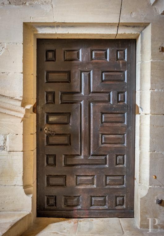 chateaux for sale France midi pyrenees   - 10