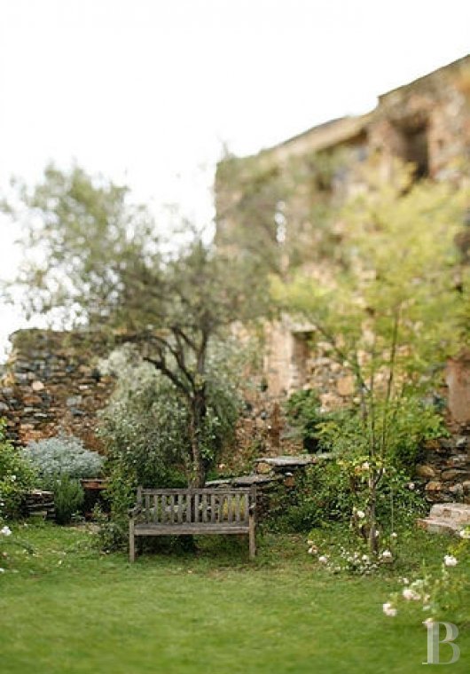 A place of worship that has become a creative hub just twenty minutes from Bastia on the way to Saint-Florent - photo  n°9