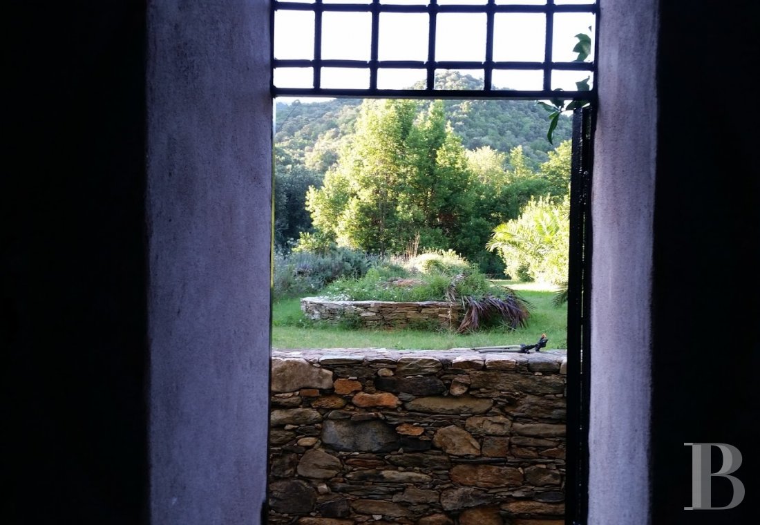 A place of worship that has become a creative hub just twenty minutes from Bastia on the way to Saint-Florent - photo  n°15