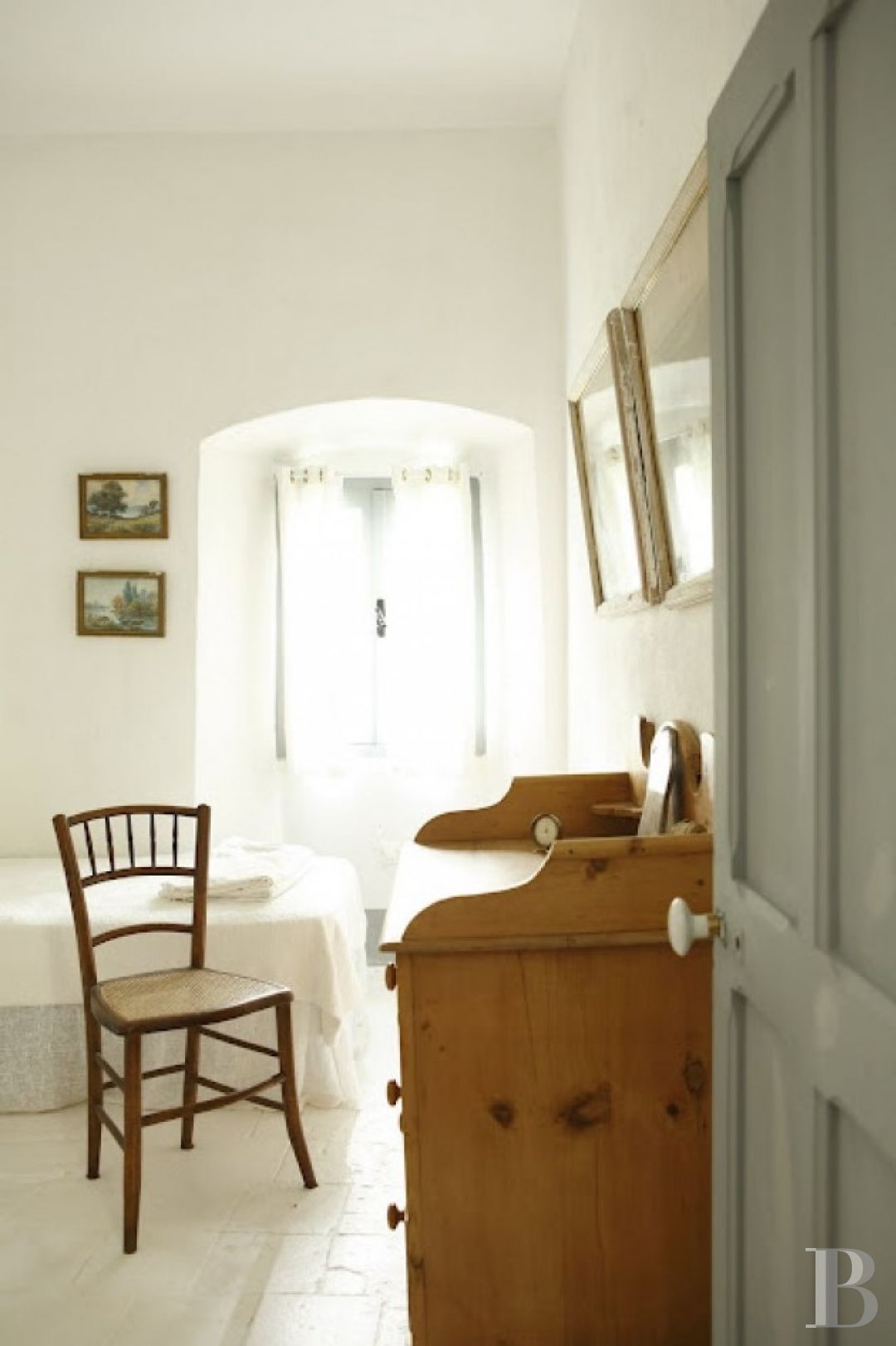 À vingt minutes de Bastia, sur la route de Saint-Florent, un lieu de culte devenu source de création - photo  n°20