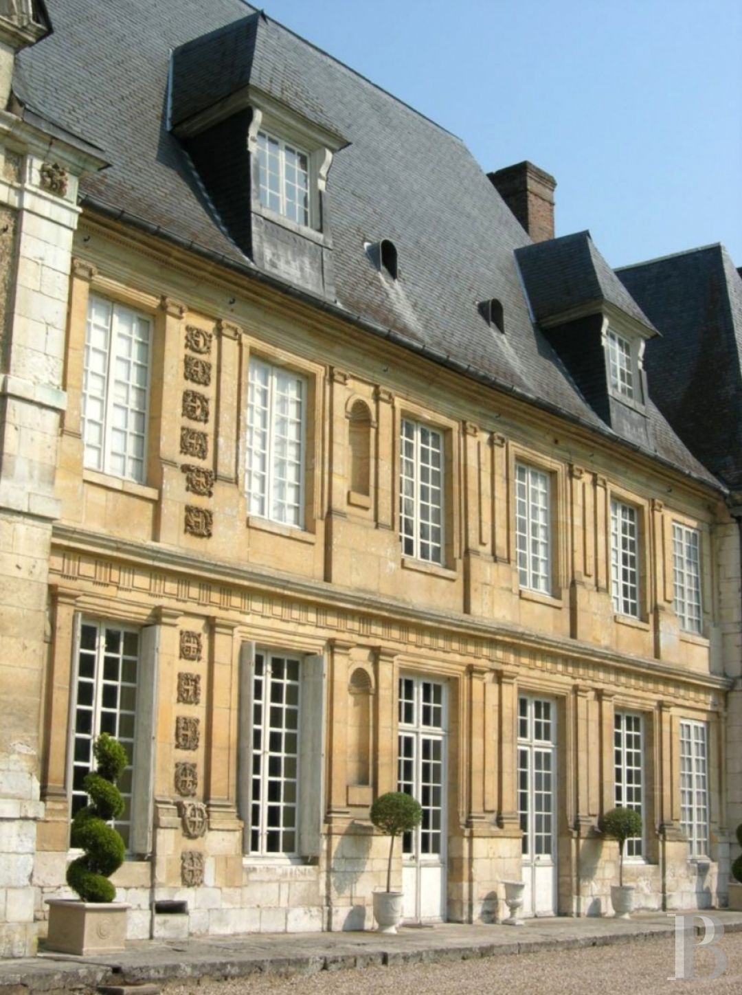 A castle embodying four hundred years of Norman architecture in the heart of the Regional Natural Park of Boucles de la Seine - photo  n°17