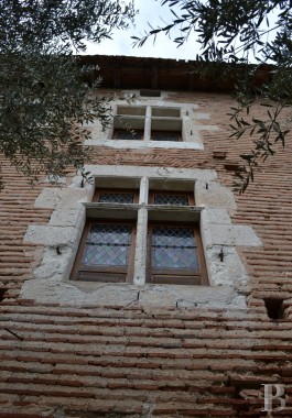 character properties France aquitaine   - 7