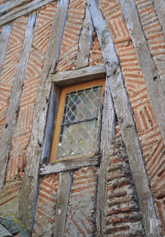 character properties France aquitaine   - 5