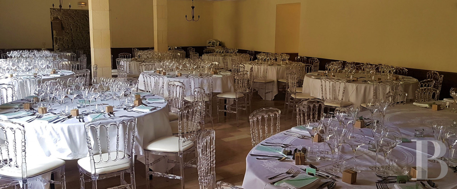 Au cœur de la Bourgogne et du vignoble d’Auxey-Duresses,  une propriété viticole et son château du 16ème siècle - photo  n°4