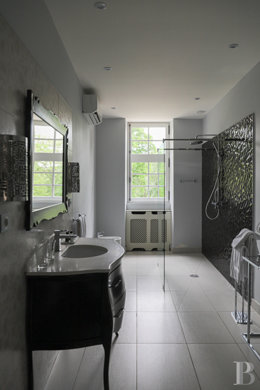 A wine estate and 16th century chateau  in the heart of Burgundy and the Auxey-Duresses vineyards - photo  n°19