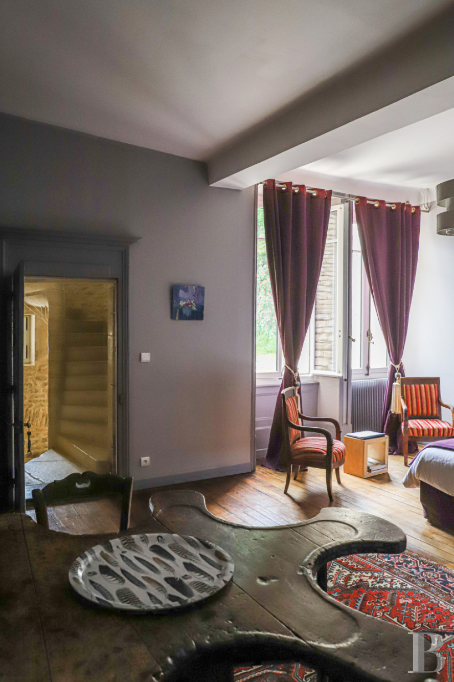 A wine estate and 16th century chateau  in the heart of Burgundy and the Auxey-Duresses vineyards - photo  n°18