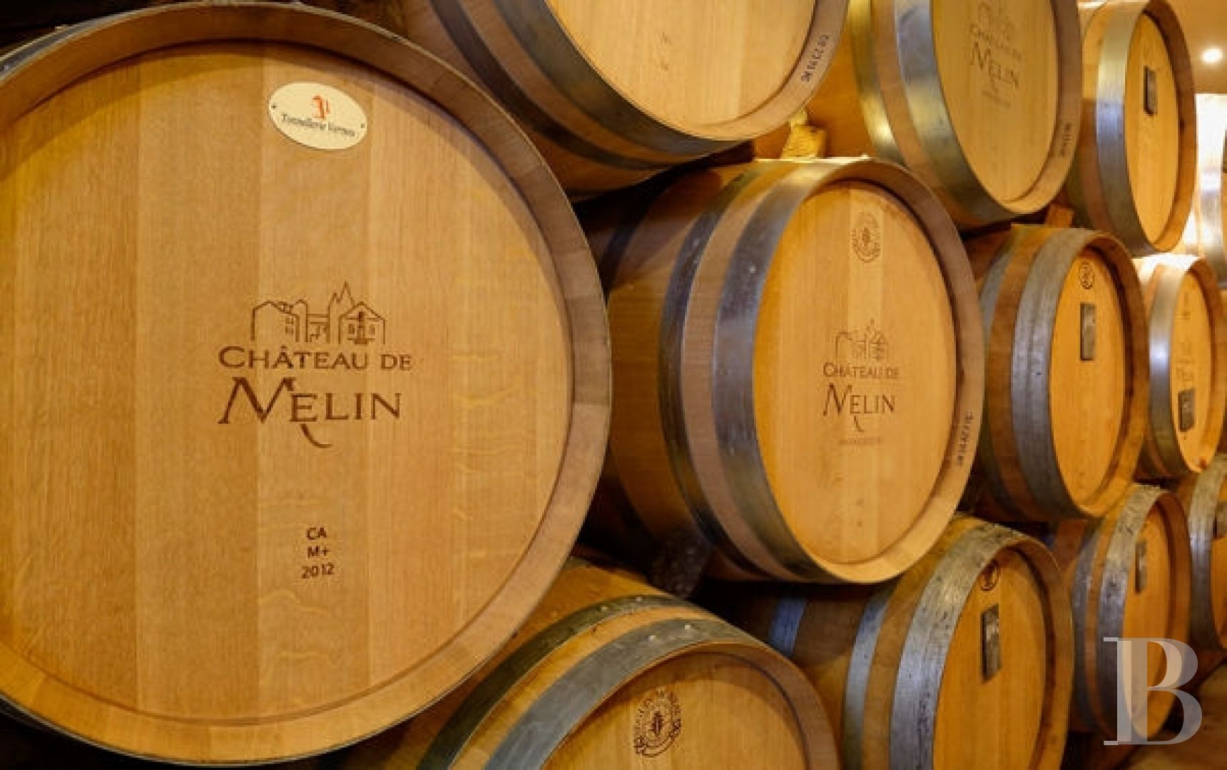 A wine estate and 16th century chateau  in the heart of Burgundy and the Auxey-Duresses vineyards - photo  n°36