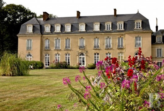 A small country chateau surrounded by a huge park on the outskirts of Le Mans, away from the world - photo  n°6