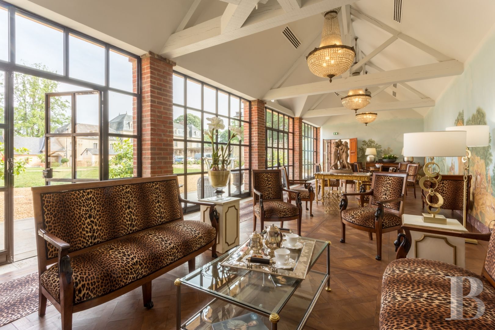 Aux portes du Mans, et à l’écart du monde,  un petit château des champs entouré d’un immense parc - photo  n°10