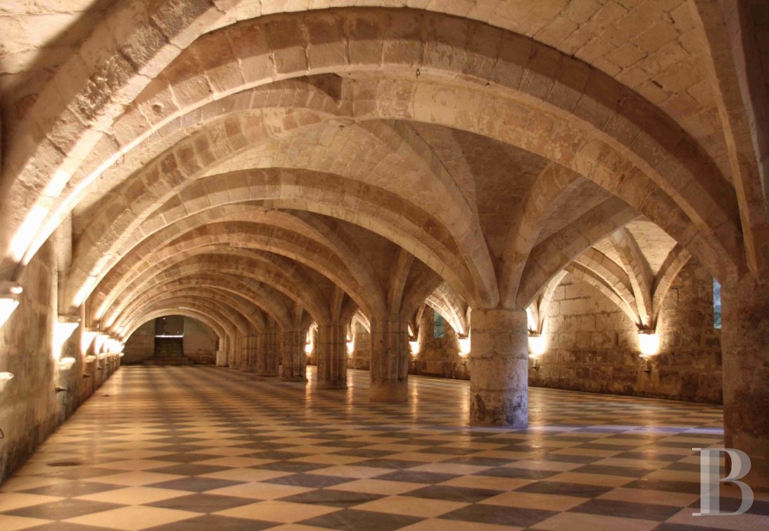 A royal Abbey classified as a historic monument in the Oise Regional Nature Park on the outskirts of Pontpoint and Pont-Ste-Maxence - photo  n°14