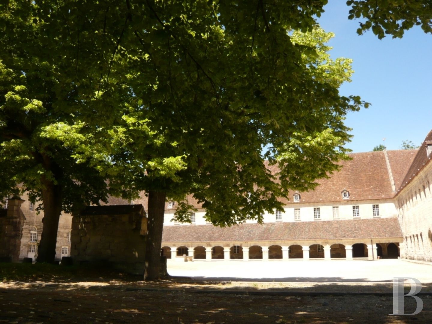 A royal Abbey classified as a historic monument in the Oise Regional Nature Park on the outskirts of Pontpoint and Pont-Ste-Maxence - photo  n°8