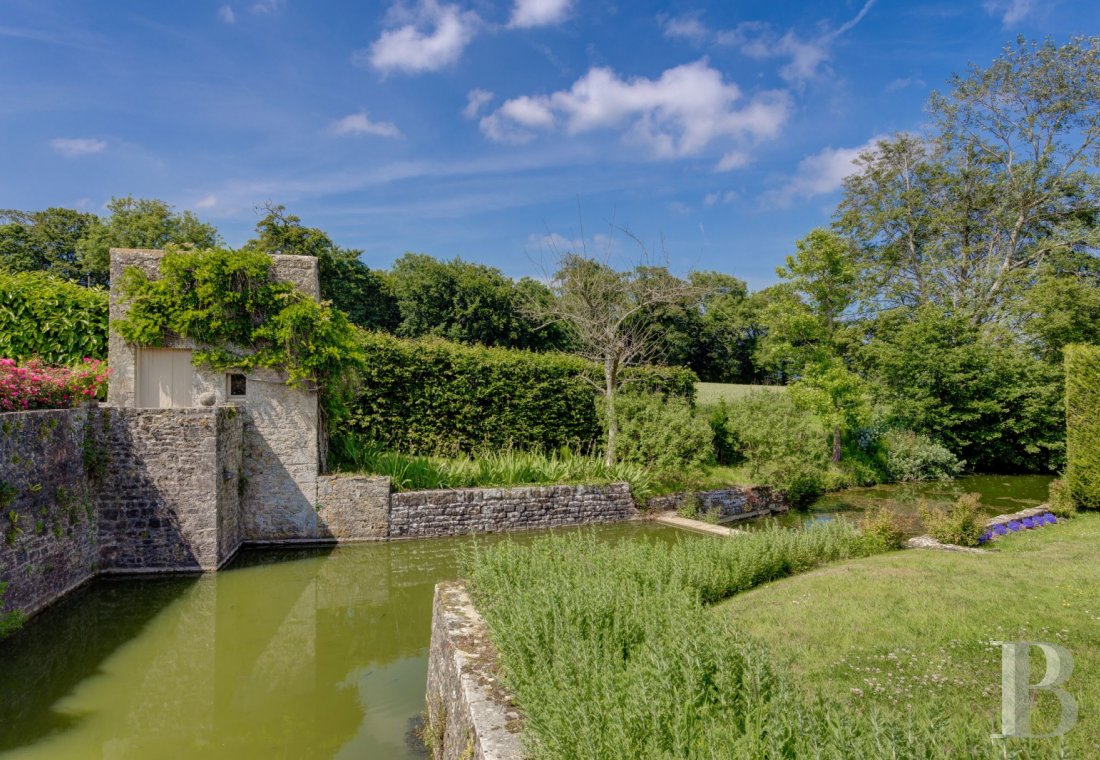 A 17th century chateau near the landing beaches on the Contentin peninsula - photo  n°20