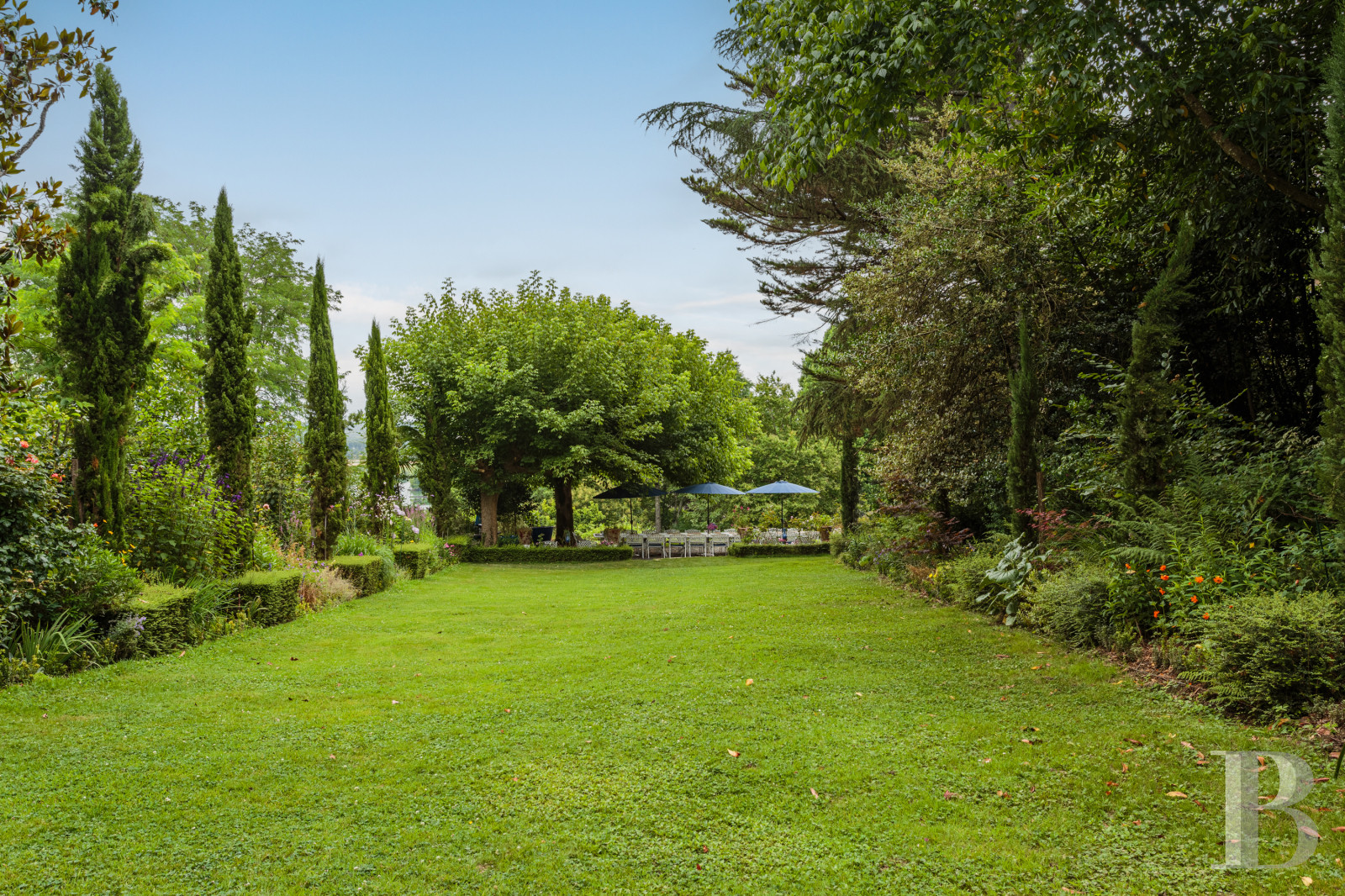 A chateau with a view of the Gaves Réunis in the heart of Labourd between Bayonne and Dax  - photo  n°2