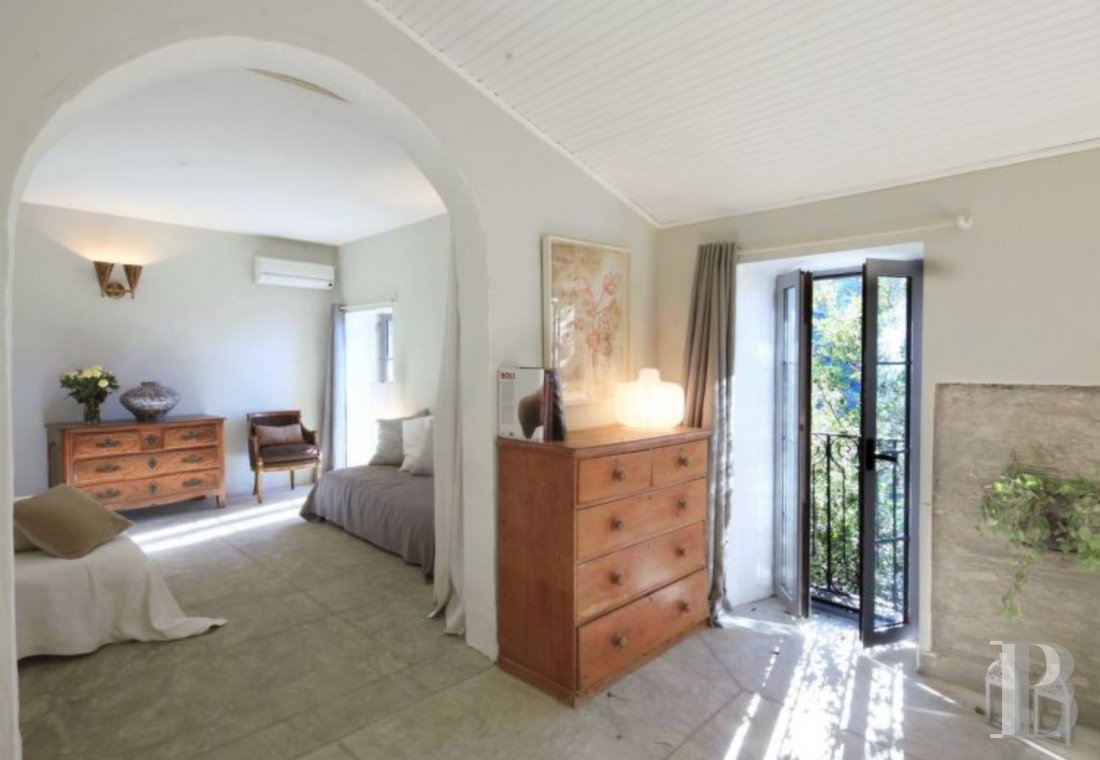 A rustic house with unrivalled views  in the hills of the picturesque village of Nonza - photo  n°20