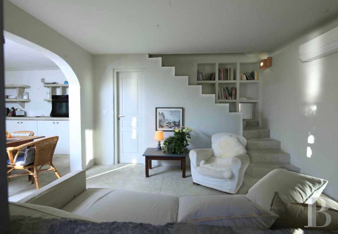 A rustic house with unrivalled views  in the hills of the picturesque village of Nonza - photo  n°15