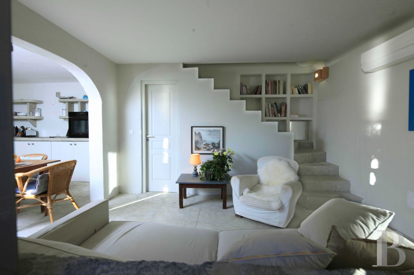 Dans les collines du pittoresque village de Nonza, une maison toute simple posée comme une vigie - photo  n°15