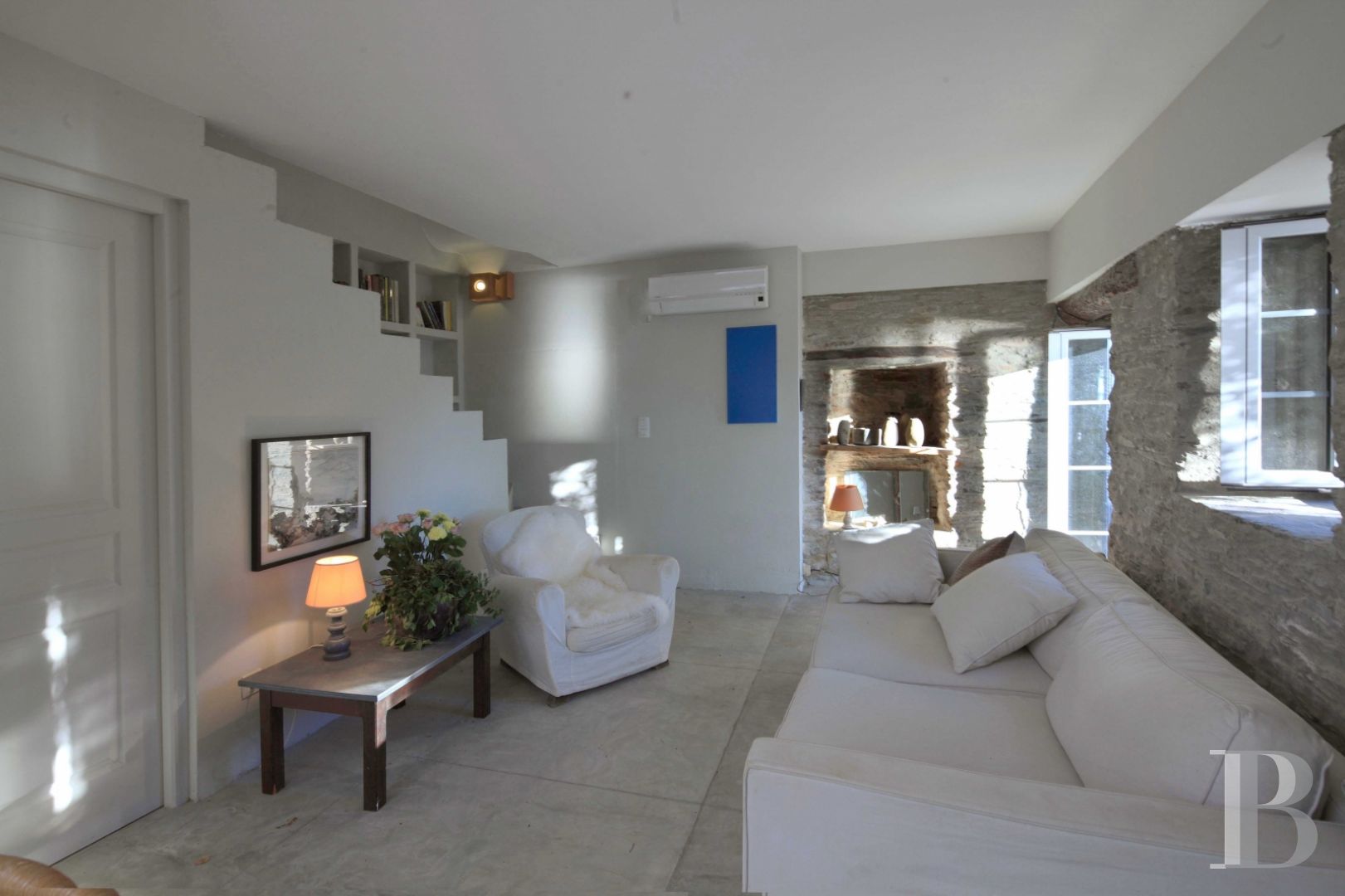 Dans les collines du pittoresque village de Nonza, une maison toute simple posée comme une vigie - photo  n°17