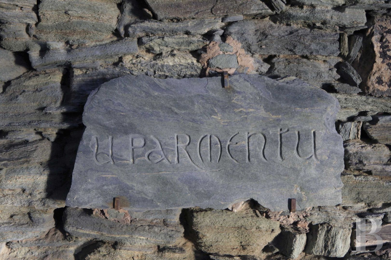 Dans les collines du pittoresque village de Nonza, une maison toute simple posée comme une vigie - photo  n°11
