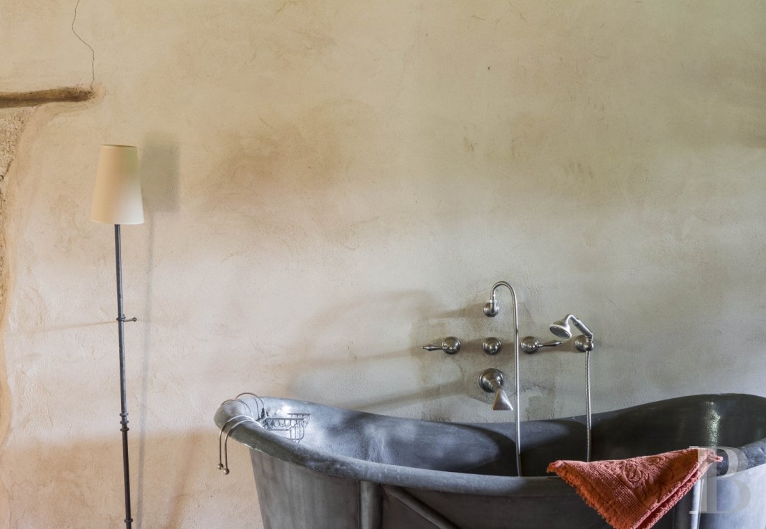 A welcoming manor perched by the edge of a river in the land of shelly sands on the way to Dinan - photo  n°24