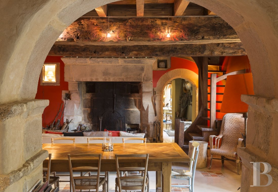 A welcoming manor perched by the edge of a river in the land of shelly sands on the way to Dinan - photo  n°13