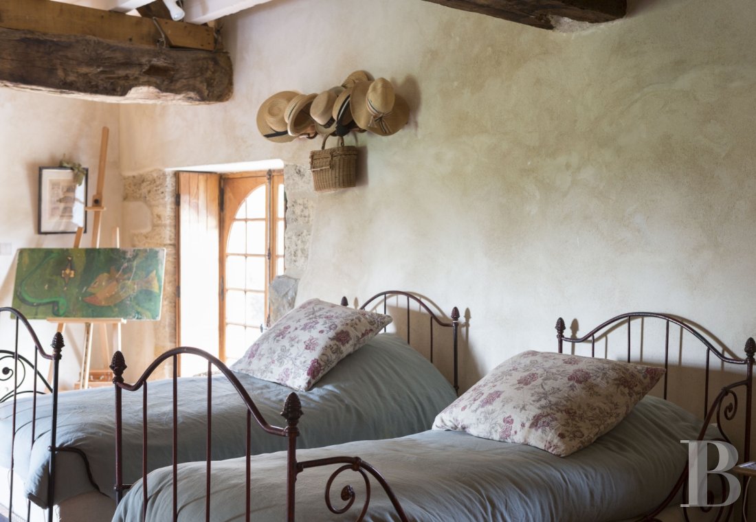 A welcoming manor perched by the edge of a river in the land of shelly sands on the way to Dinan - photo  n°28