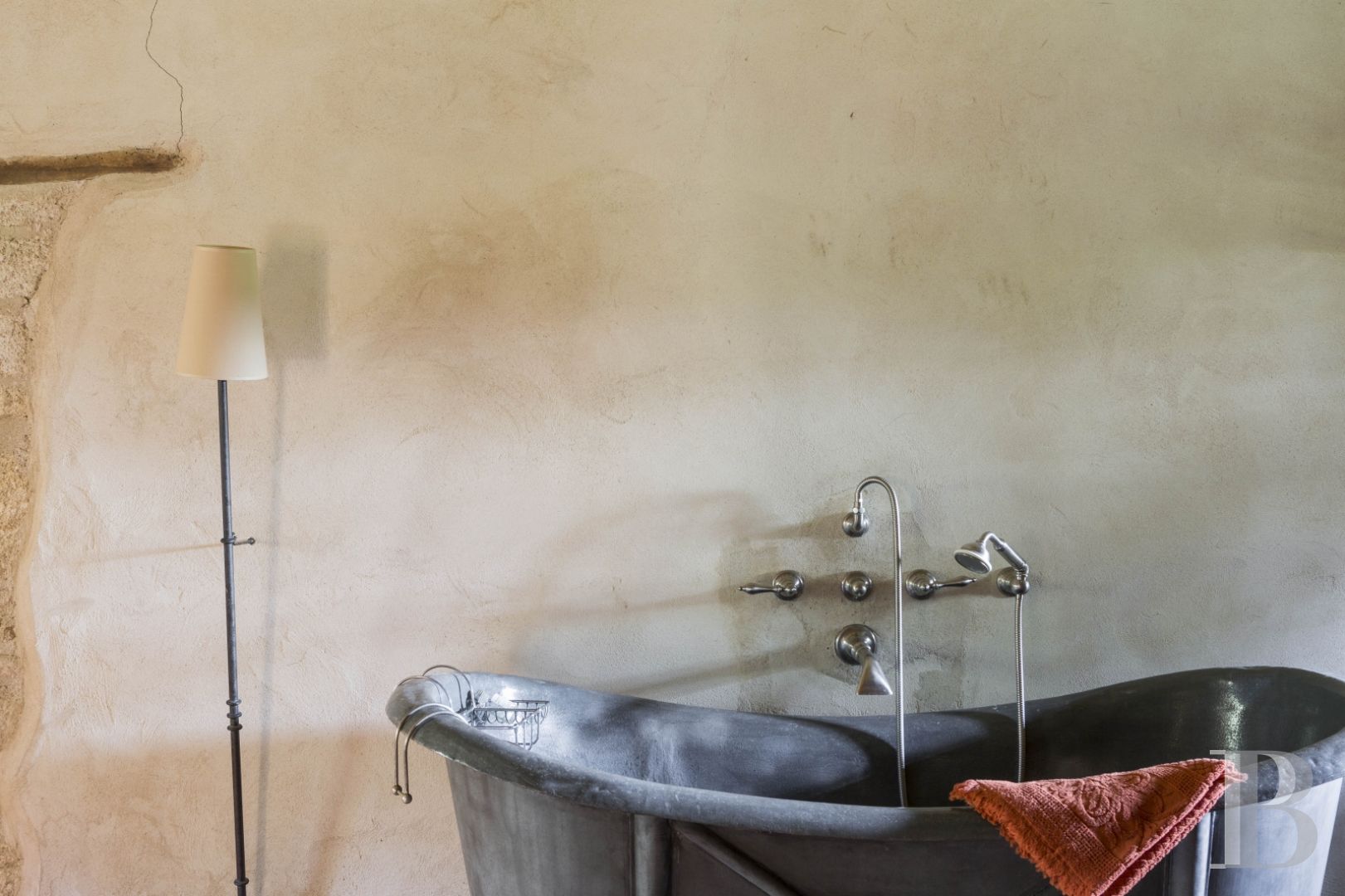 Au pays des faluns, sur la route de Dinan,  un chaleureux manoir ancré au bord d’une rivière - photo  n°24