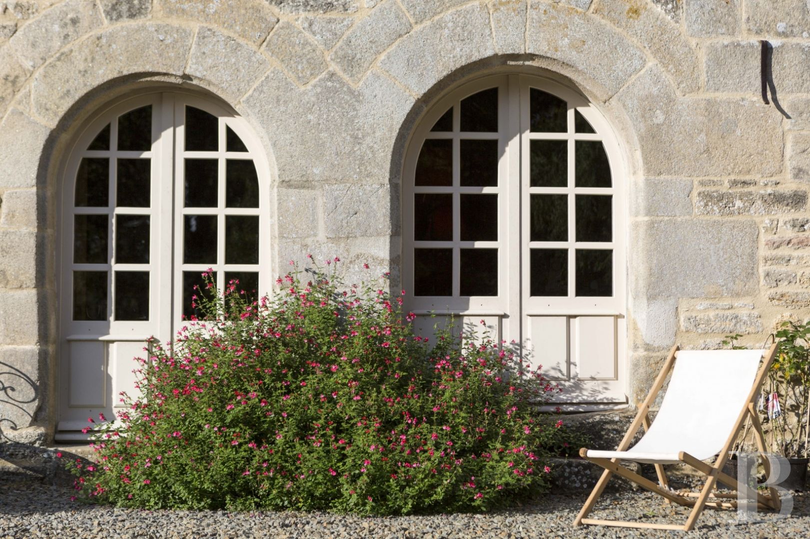 Au pays des faluns, sur la route de Dinan,  un chaleureux manoir ancré au bord d’une rivière - photo  n°8