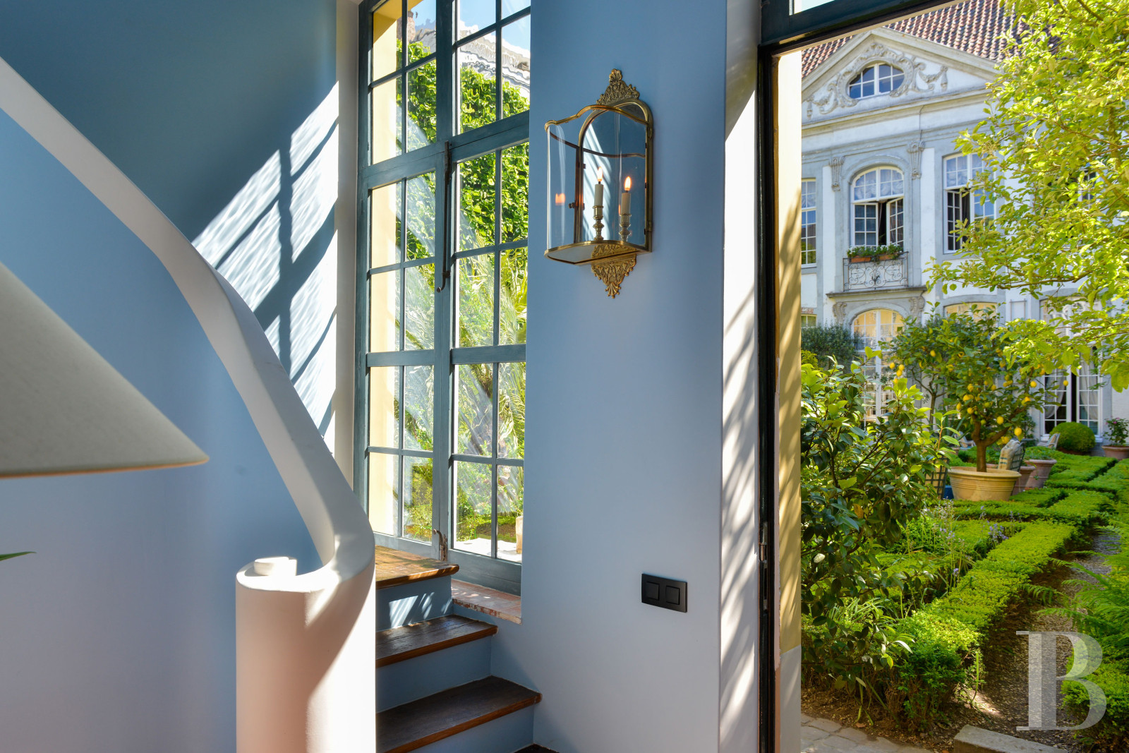 Non loin de la Lys célébrée par les poètes, un remarquable hôtel particulier gantois  - photo  n°29