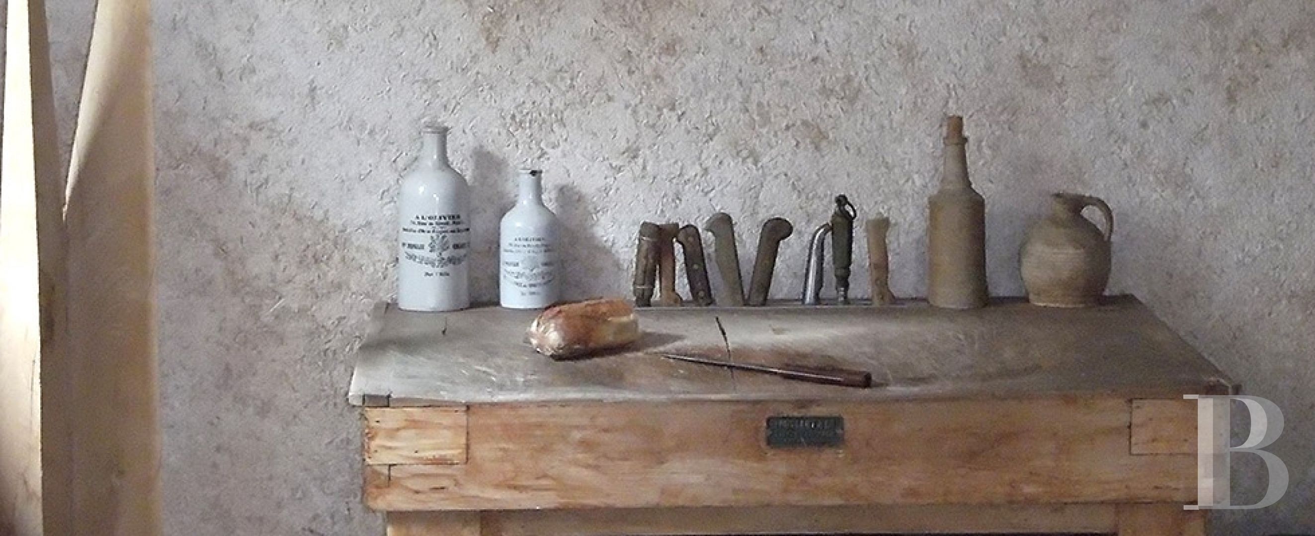 A revived hotel in the heart of Aubrac, on the way to Saint Jacques de Compostelle between Aveyron, Lozère and Cantal - photo  n°8